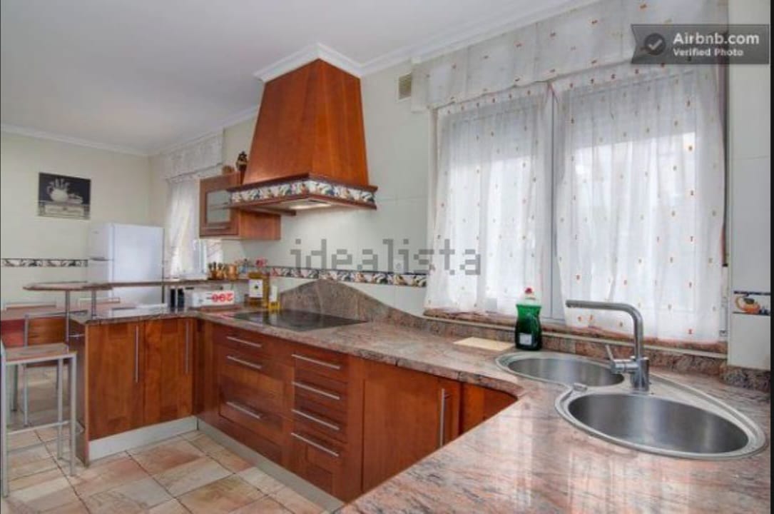 Cocina equipada en Villa Marina